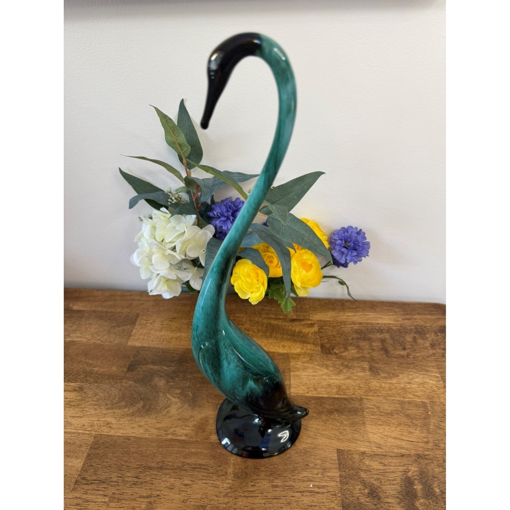 Vintage Blue Mountain Pottery Heron Figurine – Tall Green Drip Glaze‎ Bird Decor